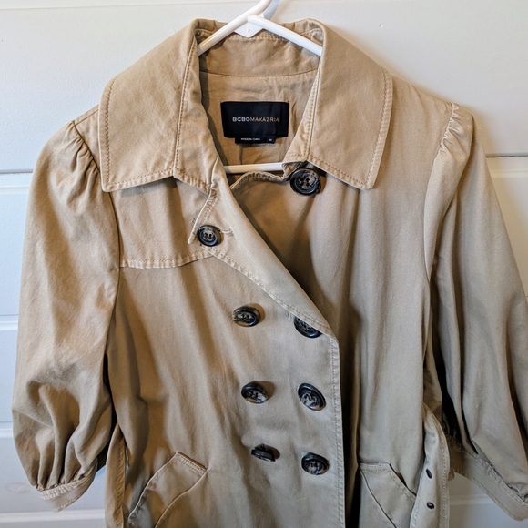 BCBGMAXAZRIA Tan Trench Coat - Picture 1 of 3